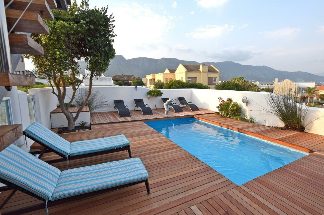 Apartment Dolphin House Германус Екстер'єр фото