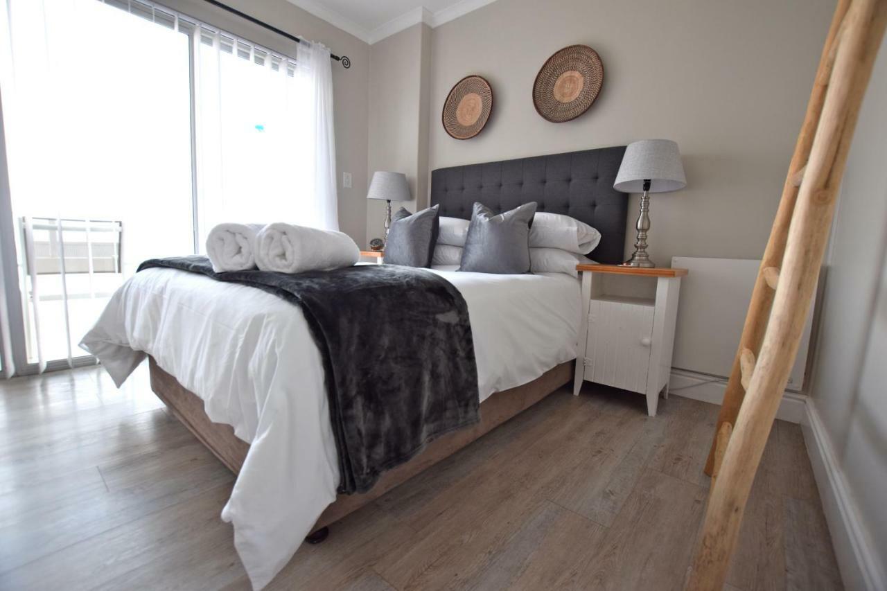 Apartment Dolphin House Германус Екстер'єр фото