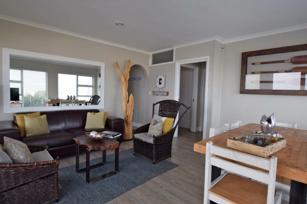 Apartment Dolphin House Германус Екстер'єр фото